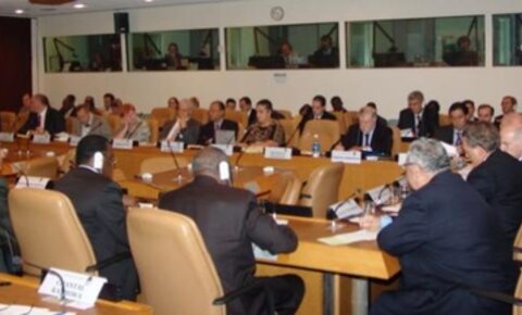 Presidium de la IS: El camino a seguir sobre el cambio climático y frente a la crisis financiera