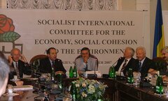 Comité de la IS sobre la Economía, Cohesión Social y el Medio Ambiente centró su atención en las economías en transición