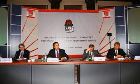 La Paz, la Democracia y los Derechos Humanos