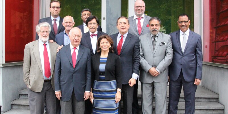 Derrotar la desigualdad en la economía mundial - un plan de acción global