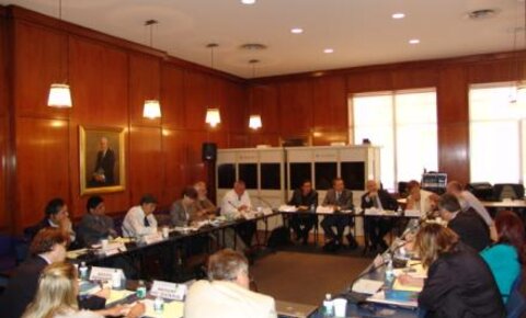 Reunión de la Comisión sobre temas financieros globales en Nueva York