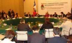 Promoviendo una sustentabilidad común en una sociedad global e interdependiente: Reunión de la Comisión en Santiago