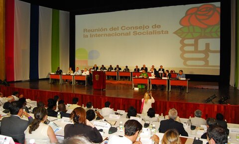 Consejo de Mexico - Una respuesta socialdemócrata global a la crisis financiera mundial